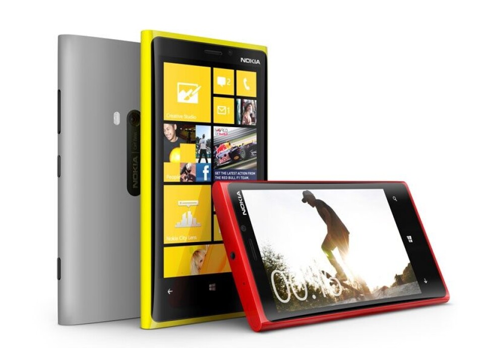 TEST: Nokia Lumia 920 - Herlige, men store Nokia Lumia 920