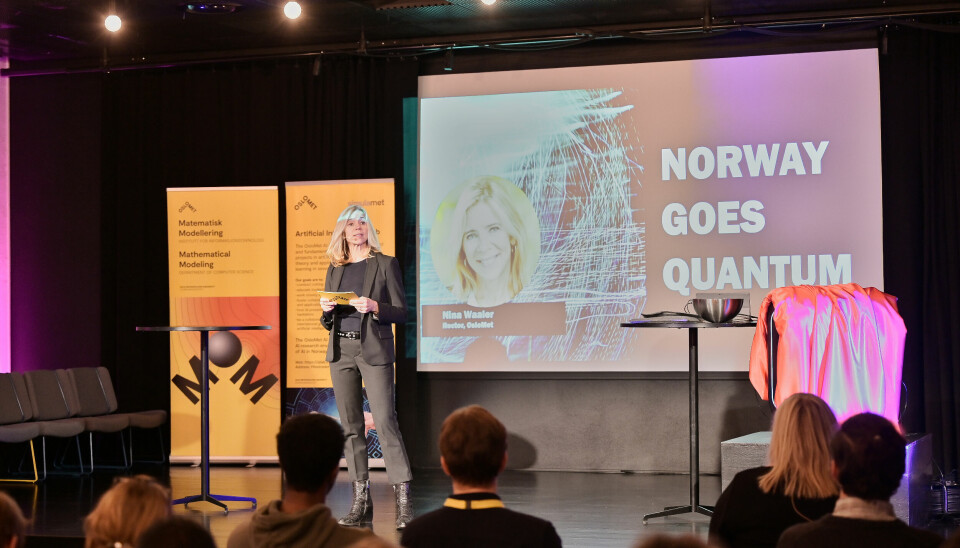 STOR LANSERING: Fungerende rektor ved Oslomet, Nina Waaler, hadde gleden av å avduke Norges første kvantedatamaskin. (Foto: Stig Øyvann)