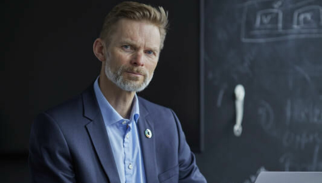 HÅPER: Administrerende direktør Øyvind Husby i IKT-Norge er skuffet over at bredbånd til alle ikke ble prioritert i årets budsjett, men håper på bedre tider i neste års budsjett.