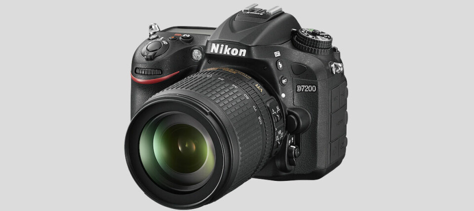 PÅ NETT: Nikon D7200 har innebygd støtte for trådløse nettverk og kan dessuten overføre bilder via NFC-berøring. (Foto: Nikon)
