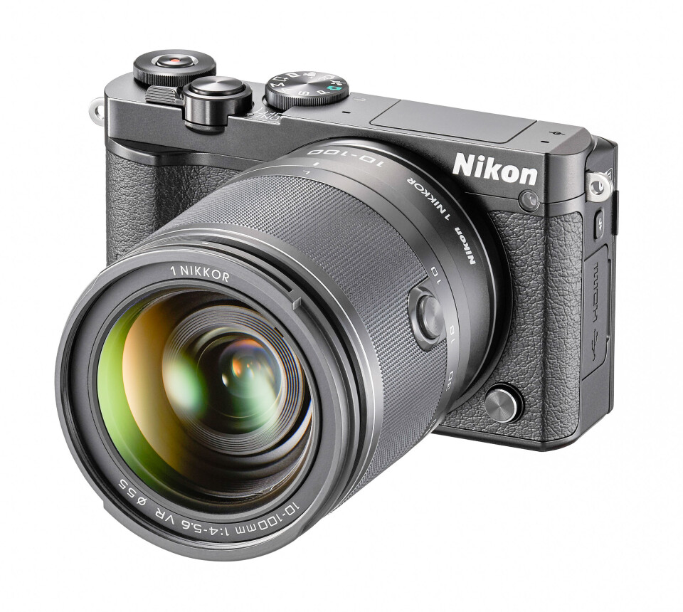 1-TOMMES BRIKKE: Nikon 1 J5 skal bidra til å styrke anseelsen til Nikons DX-bildebrikke. (Alle foto: Nikon) 1-TOMMES BRIKKE: Nikon 1 J5 skal bidra til å styrke anseelsen til Nikons DX-bildebrikke. (Alle foto: Nikon)