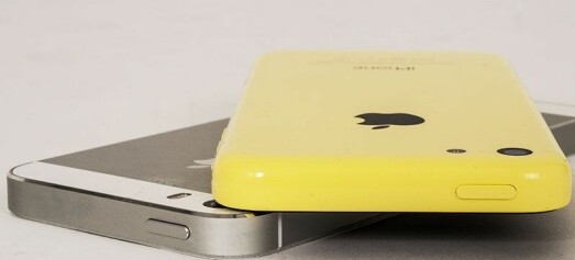 TEST: iPhone 5s og 5c: Kjøpe ny eller vente?
