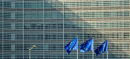 EU-forhandlere enige om historisk lov mot teknologigiganter