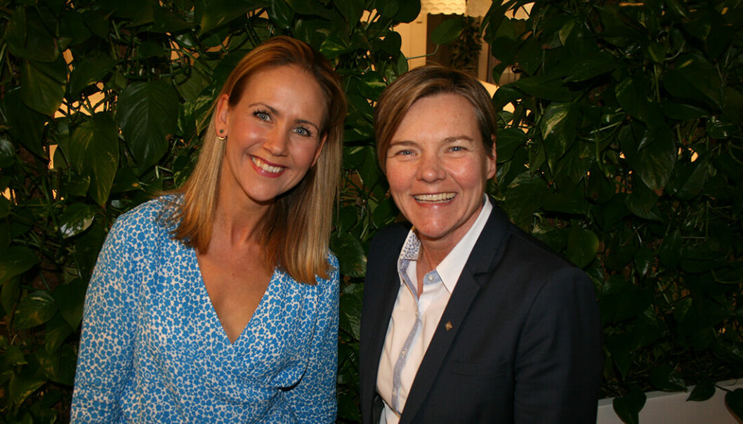 BEVEGELSE: Elni Kullmer (til høyre) og Ann-Kristin Sander har beveget seg oppover i ledelsen hos IFS. (Foto: IFS)
