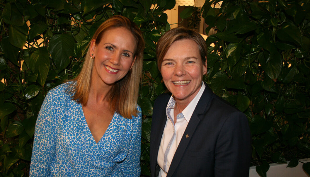 BEVEGELSE: Elni Kullmer (til høyre) og Ann-Kristin Sander har beveget seg oppover i ledelsen hos IFS. (Foto: IFS) BEVEGELSE: Elni Kullmer (til høyre) og Ann-Kristin Sander har beveget seg oppover i ledelsen hos IFS. (Foto: IFS)