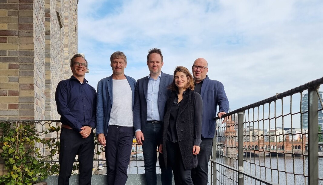 FLYTTER: Forte Digital vil ekspandere til Tyskland. Fra venstre: Endre Dingsør, Joachim Bader, John Kårikstad, Francesca Staehle, Christof Zahneissen. (Foto: Forte Digital)