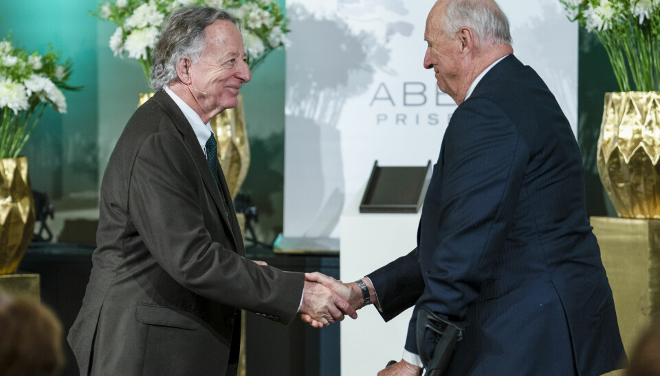 PRISVERDIG: Kong Harald delte tirsdag ut Abelprisen til den amerikanske matematikeren Dennis P. Sullivan. (Foto: Håkon Mosvold Larsen / NTB)