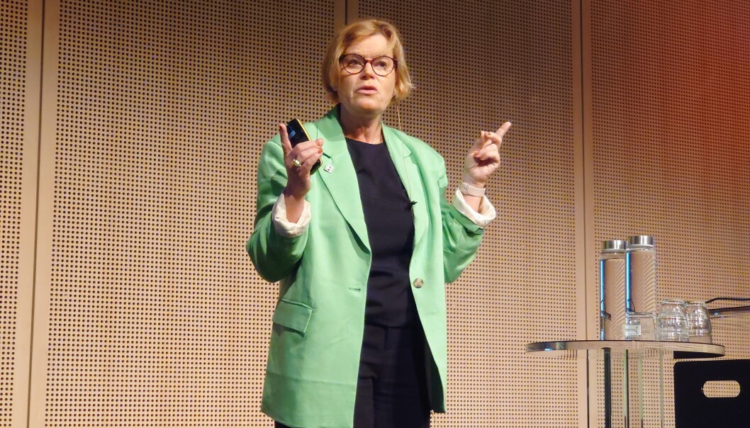 API-RÅD: Et av de mange virkemidlene i NKF Digital er et eget API-råd for industrien, sa Kirsti Kierulf under åpningen av konferansen Digitalisering av Byggenæringen på Oslo Kongressenter. (Foto: Anders Løvøy). API-RÅD: Et av de mange virkemidlene i NKF Digital er et eget API-råd for industrien, sa Kirsti Kierulf under åpningen av konferansen Digitalisering av Byggenæringen på Oslo Kongressenter. (Foto: Anders Løvøy).