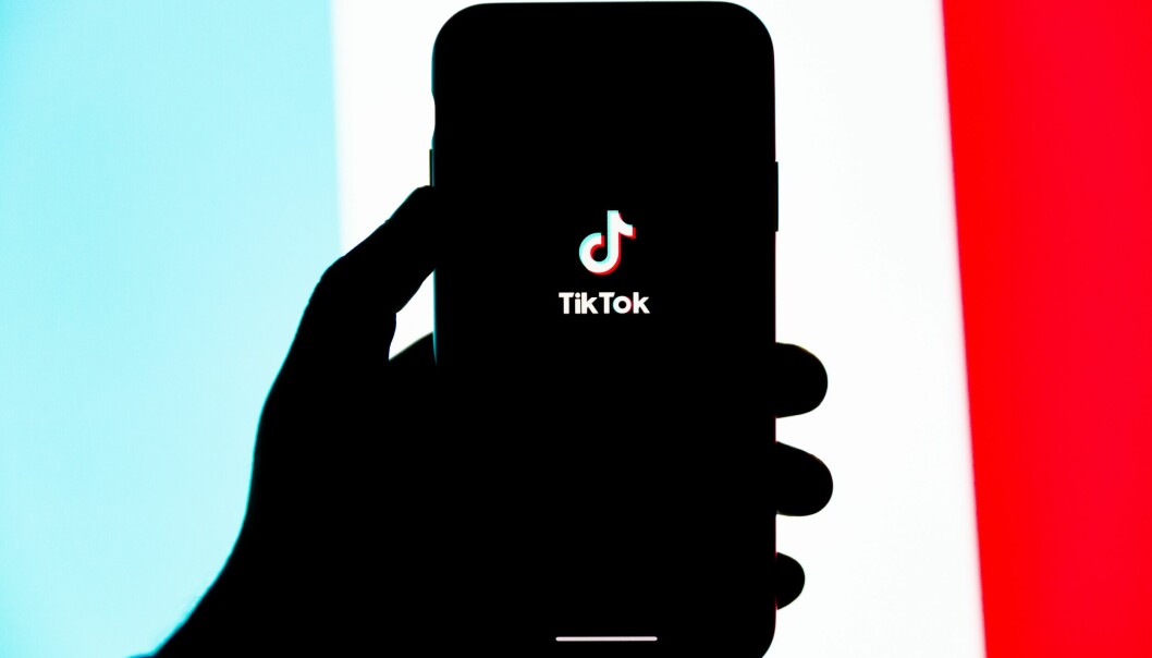 TAR GREP: Ungdom trives når de får bedre kontroll over skjermtiden sin, viser undersøkelser Tiktok har gjort. Det håper de å bidra til med nye verktøy i appen. (Foto: Unsplash)