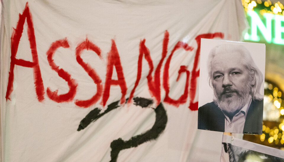 UTLEVERES: Etter at saken hans har rullert i det britiske rettsvesenet i over et tiår, besluttet regjeringen fredag at han skal utleveres til USA. Det er ventet at Assange anker avgjørelsen. Arkivfoto: Terje Pedersen / NTB