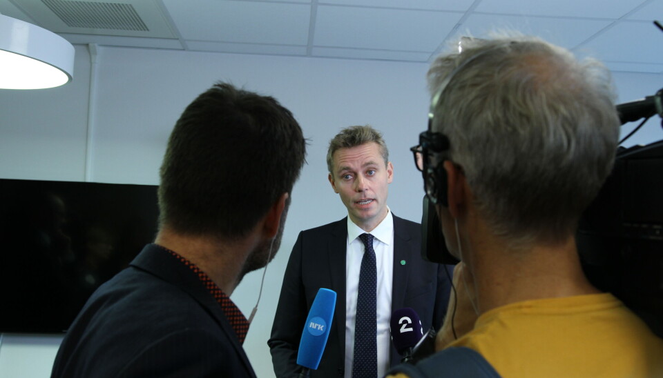 KUTTER: Høyere utdanningsminister Ola Borten Moe (Sp) varsler at regjeringen vil halvere budsjettet til det nye campuset til NTNU. (Foto: Regjeringen) KUTTER: Høyere utdanningsminister Ola Borten Moe (Sp) varsler at regjeringen vil halvere budsjettet til det nye campuset til NTNU. (Foto: Regjeringen)