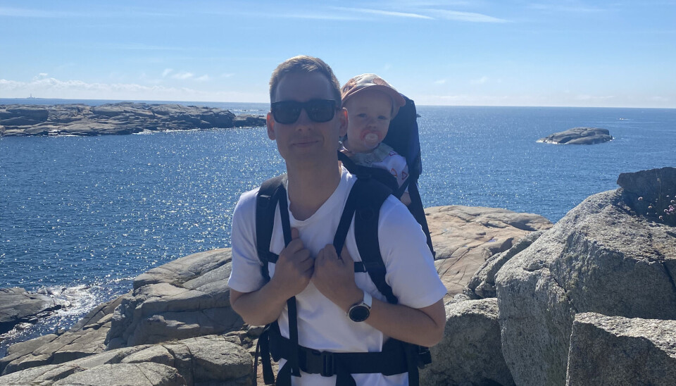 HAV OG SOL: Daniel i Google Cloud skal jobbe i sommer, men også få tilbragt tid med familien. (Foto: Privat) HAV OG SOL: Daniel i Google Cloud skal jobbe i sommer, men også få tilbragt tid med familien. (Foto: Privat)
