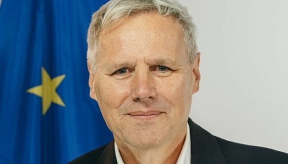 SAMARBEID: Det kan være givende for både EU-regulatorer og de regulerte med tettere bånd. Her ved Gerard de Graaf. (Foto: European Commision) SAMARBEID: Det kan være givende for både EU-regulatorer og de regulerte med tettere bånd. Her ved Gerard de Graaf. (Foto: European Commision)