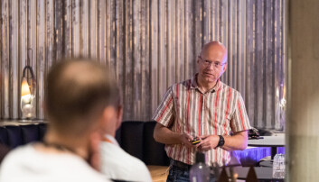TILLIT: Seniorforsker Gunnar Brataas snakket om rollen tillit spiller i en offentlig anskaffelse. (Foto: Dan Kompf Pedersen / Rebel)