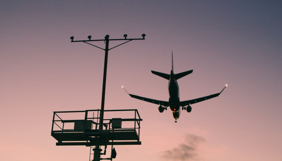 DDOS: Flere flyplasser sine nettsider var mandag nede etter ddos-angrep. Blant disse var Los Angeles-flyplass. (Foto: Unsplash)