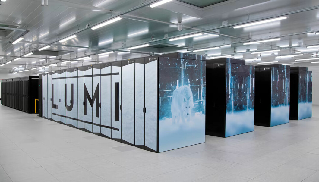 SERVER: Superdatamaskinen Lumi skal brukes når prosjektet gjennomfører språktrening. (Foto: Pekka Agarth)