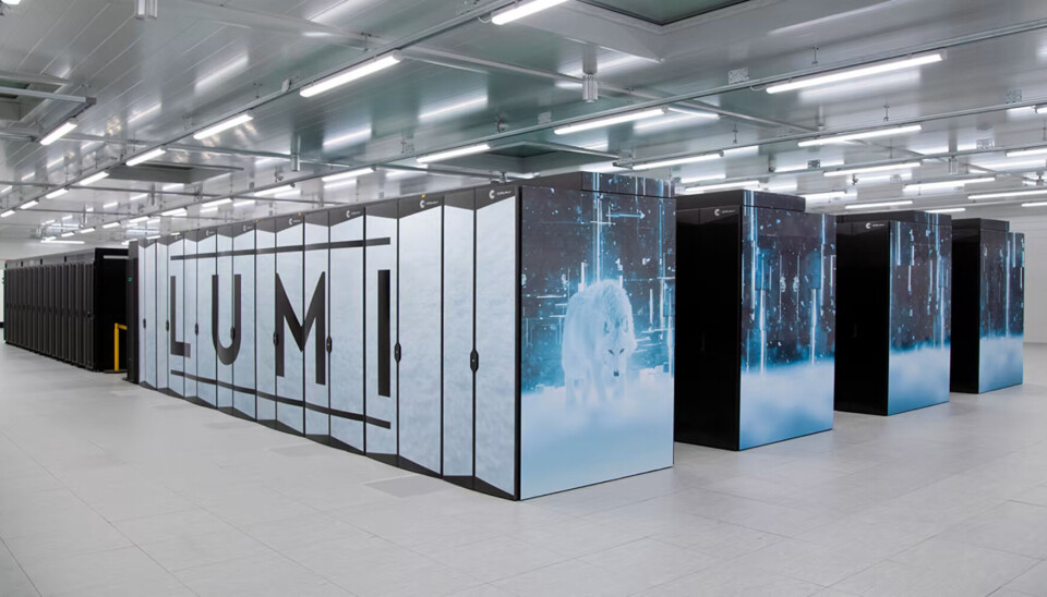 SERVER: Superdatamaskinen Lumi skal brukes når prosjektet gjennomfører språktrening. (Foto: Pekka Agarth) SERVER: Superdatamaskinen Lumi skal brukes når prosjektet gjennomfører språktrening. (Foto: Pekka Agarth)