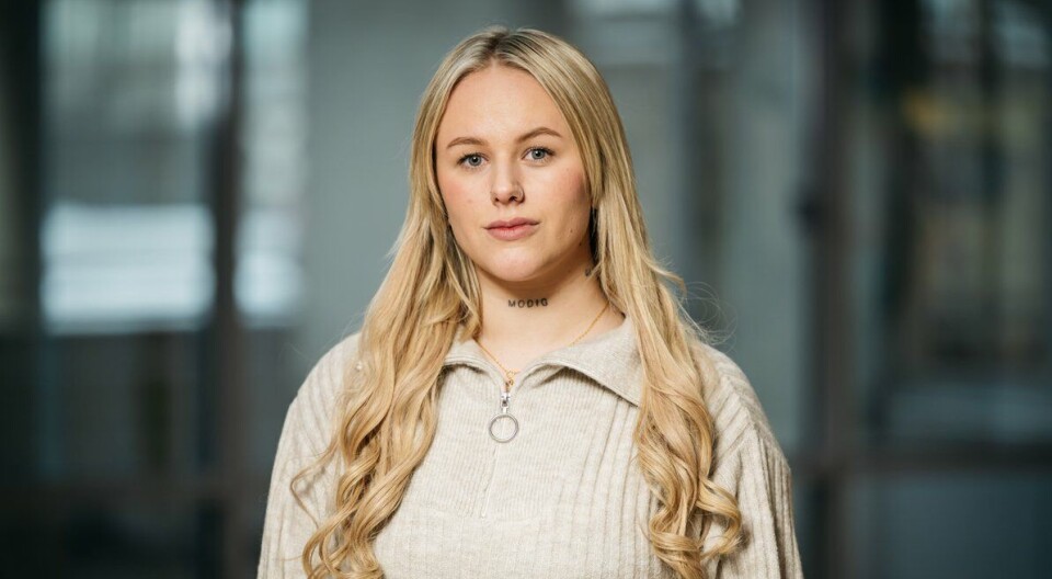 FELLES SKJEBNE: Hun har dessverre opplevd det selv - det å få ett privat bilde, tatt uten samtykke, på avveie. Nå hjelper hun andre i samme situasjon. (Foto: Orange Cyberdefense) FELLES SKJEBNE: Hun har dessverre opplevd det selv - det å få ett privat bilde, tatt uten samtykke, på avveie. Nå hjelper hun andre i samme situasjon. (Foto: Orange Cyberdefense)