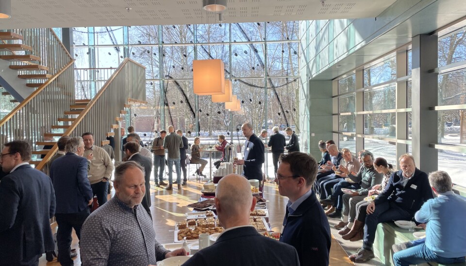 DIGITALISERING I FOKUS: Byggebransjen møttes til en fullsatt konferansesal på næringslivets hus med effektiviseringen og digitaliseringen av byggebransjen i fokus. (Foto: BSN) DIGITALISERING I FOKUS: Byggebransjen møttes til en fullsatt konferansesal på næringslivets hus med effektiviseringen og digitaliseringen av byggebransjen i fokus. (Foto: BSN)