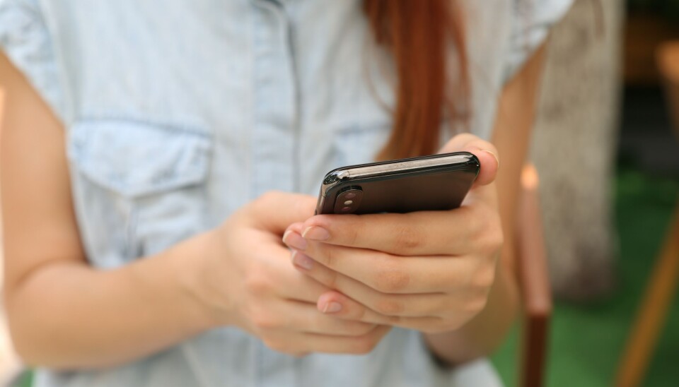 MÅ REGULERES: Nkom har analysert mobilmarkedet i Norge og konkludert med at det er behov for å regulere mobilmarkedet. Nå ber de om kommentarer fra markedsaktørene og andre interessenter i en åpen høring. (Foto: Unsplash) MÅ REGULERES: Nkom har analysert mobilmarkedet i Norge og konkludert med at det er behov for å regulere mobilmarkedet. Nå ber de om kommentarer fra markedsaktørene og andre interessenter i en åpen høring. (Foto: Unsplash)