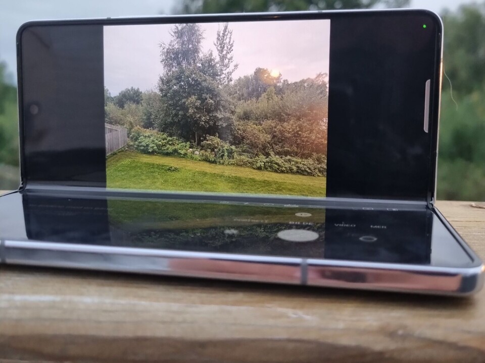 Folding: Finally, the entire screen of the Samsung Galazy can be folded back. (Photo: Marius Henriksen) Folding: Finally, the entire screen of the Samsung Galazy can be folded back. (Photo: Marius Henriksen)