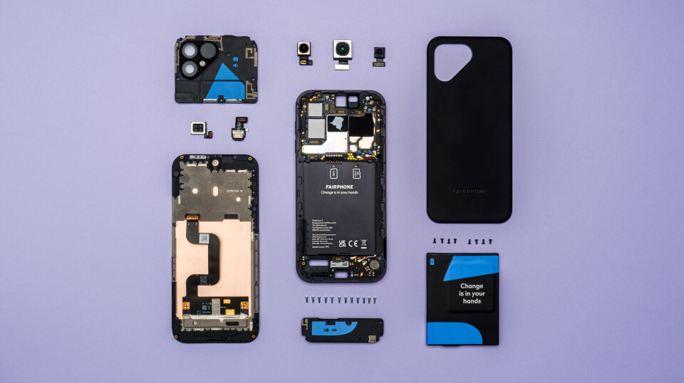 REPARERBAR: Alle delene i en Fairphone skal enkelt kunne repareres ved hjelp av en skrutrekker, og dermed gi produktet en levetid på opptil 10 år. (Foto: produsenten) REPARERBAR: Alle delene i en Fairphone skal enkelt kunne repareres ved hjelp av en skrutrekker, og dermed gi produktet en levetid på opptil 10 år. (Foto: produsenten)