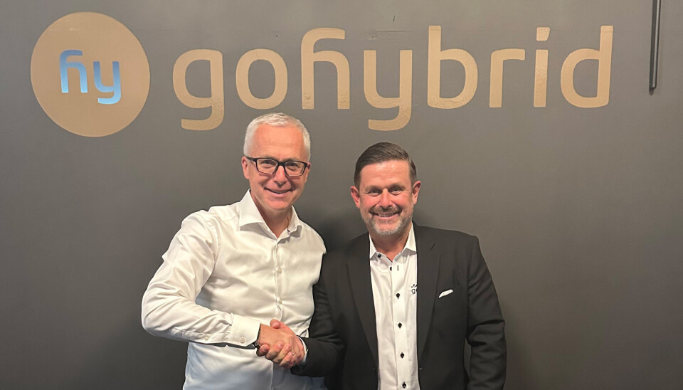 UTVIDER KOMPETANSEN: Fra venstre: Jarl Øverby, Konsernsjef NetNordic Group og Mikael Lison, administrerende direktør, Gohybrid AB. (Foto: NetNordic) UTVIDER KOMPETANSEN: Fra venstre: Jarl Øverby, Konsernsjef NetNordic Group og Mikael Lison, administrerende direktør, Gohybrid AB. (Foto: NetNordic)