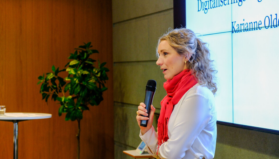 TUNG OPPGAVE FOR TUNG: Visjonen til vår nye digitaliseringsminister Karianne Tung er formidabel og viktig, mener artikkelforfatteren. (Foto: Abelia) TUNG OPPGAVE FOR TUNG: Visjonen til vår nye digitaliseringsminister Karianne Tung er formidabel og viktig, mener artikkelforfatteren. (Foto: Abelia)