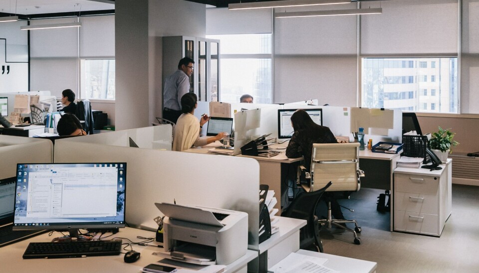 DIGITAL TRANSFORMASJON: I disse dager er det mange i offentlig sektor som står midt i digitale transformasjoner. Endringsprosesser i det offentlige har ofte andre utfordringer enn i det private, skriver Frank Langva i dette innlegget. (Foto: Unsplash)