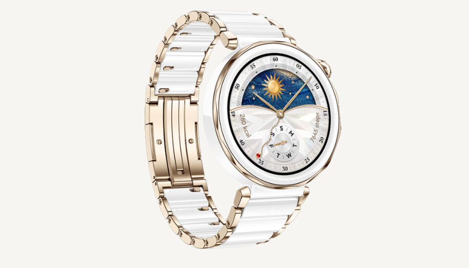 24/7: Huawei Watch GT 5 Pro er en klokke som kan brukes både til hverdag og til fest. Og selvfølgelig også til trening. (Foto: Huawei)