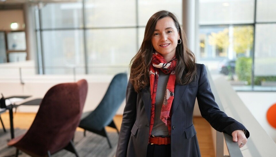 Ilda Metani leder et team av eksperter som jobber med KI for industrielle applikasjoner. Teamet hennes er en del av Schneider Electrics AI Hub, mer enn 350 spesialister som utvikler KI løsninger for ulike segmenter med fokus på energihåndtering og industriautomatisering. (Foto: Schneider Electrics)