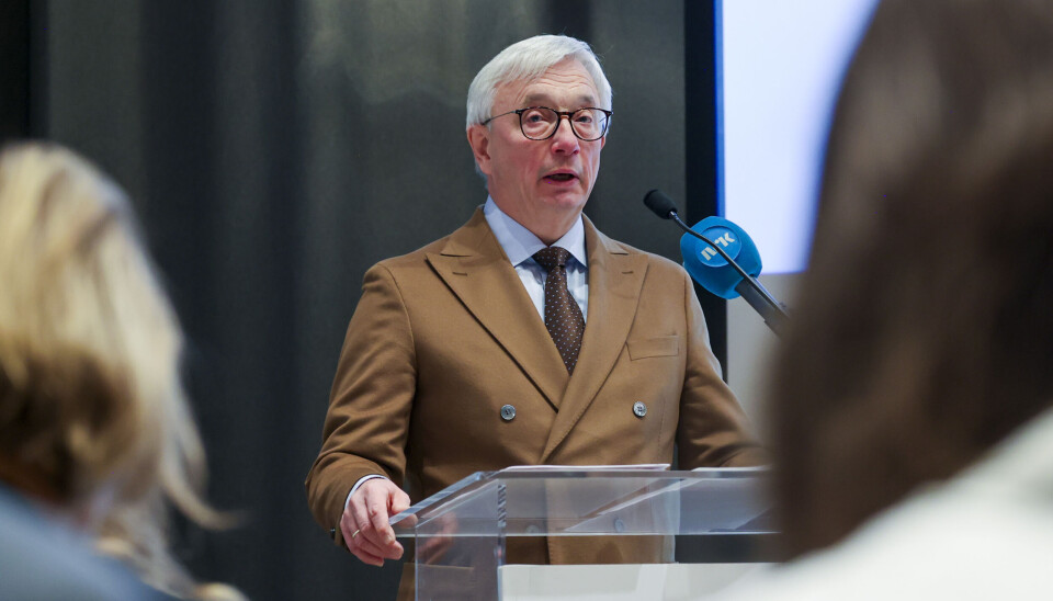 GOD LÆRDOM: Både virksomhetsledere og prosjektledere kan høste nyttig erfaring fra riksrevisor Karl Eirik Schjøtt-Pedersens kritikk av Helseplattformen. (Foto: Jan Langhaug/NTB)