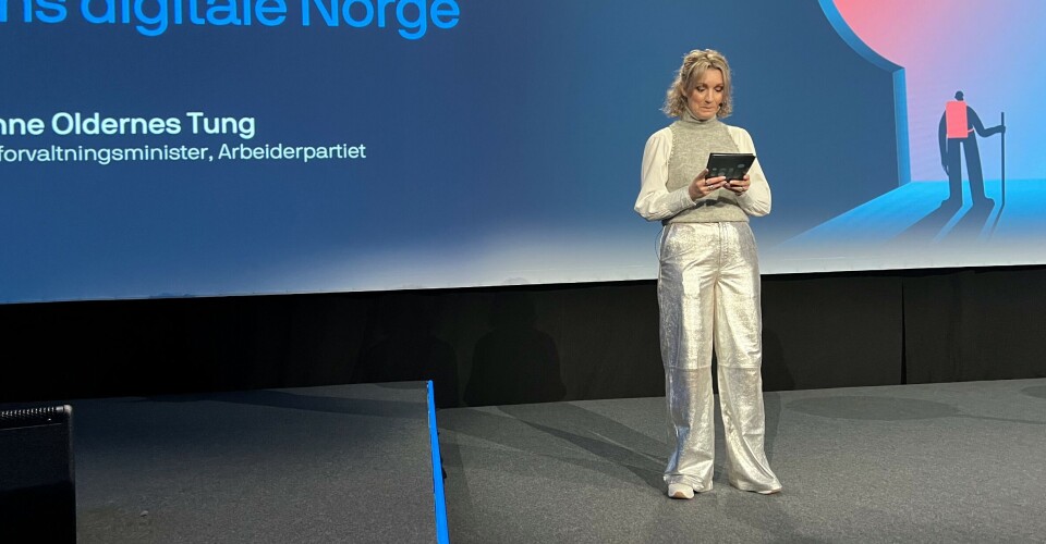 KONSEKVENSER: Digitaliseringsminister Karianne Tung mener digitaliseringen i Norge går for tregt. Det har konsekvenser, skriver Camilla Medina.