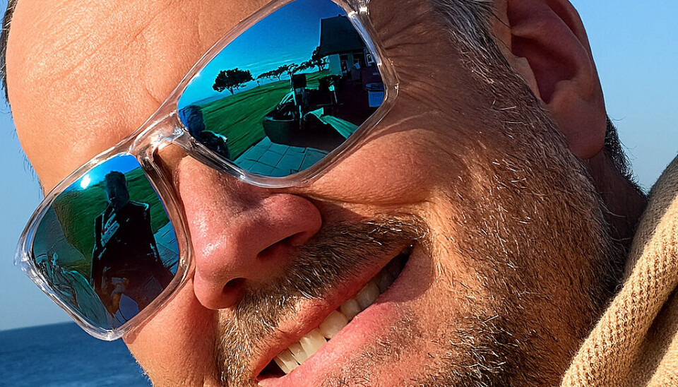 PÅ TUR: I sommer skal Henning Torgersen og kona på roadtrip i Danmark, hvor de skal bo på koselige danske badehotell og spise god mat. PC'en blir med, da det alltid er noe tid hvor han kan jobbe litt med planer for høsten.