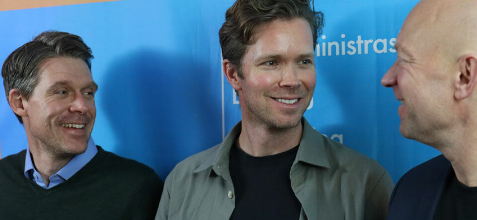 Joachim Jacobsen fra Telenor AI Factory og Oscar Thøgersen fra Skygard og podcast-vert Jens Christian Bang.