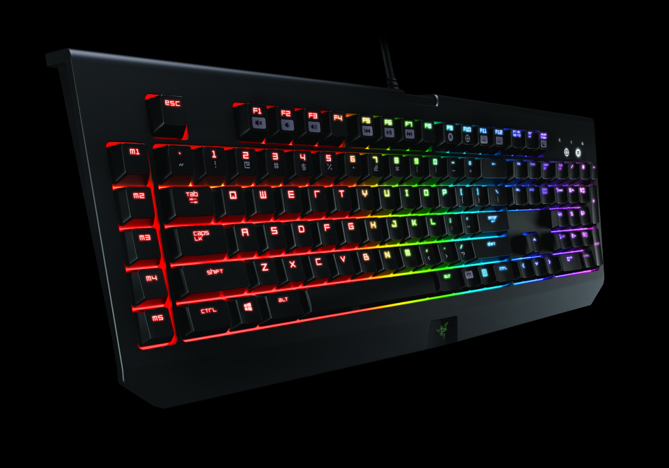 TEST: Razer Blackwidow Chroma - Dyrt, fargerikt og behagelig