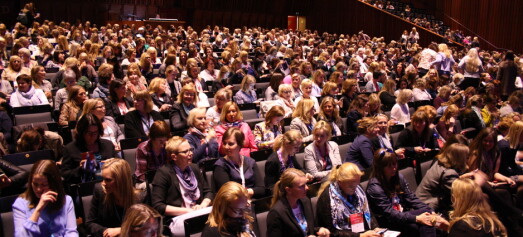 1.200 it-kvinner feiret i Oslo Konserthus