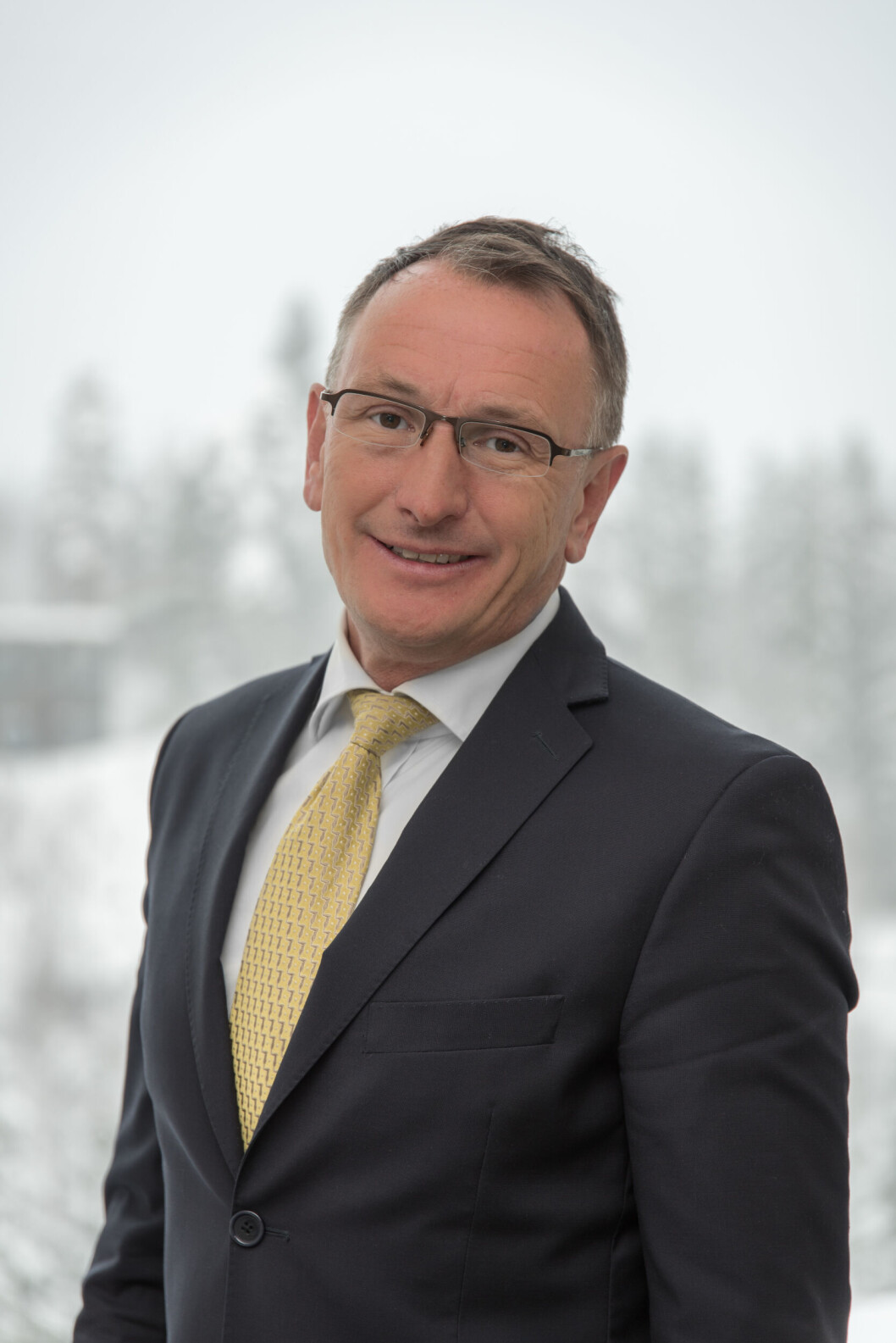 LAVT SKYDEKKE: – Mange er ikke klar over fordelene ved skytjenester og outsourcing av it, sier salgs- og markedsdirektør Lars David Klausen i Telecomputing. LAVT SKYDEKKE: – Mange er ikke klar over fordelene ved skytjenester og outsourcing av it, sier salgs- og markedsdirektør Lars David Klausen i Telecomputing.