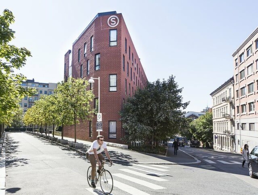 SIO: Chatbot-en Robert hjelper SiO-studentene ved å svare på spørsmål om studentsamskipnadens tjenester (Pressefoto: SiO) SIO: Chatbot-en Robert hjelper SiO-studentene ved å svare på spørsmål om studentsamskipnadens tjenester (Pressefoto: SiO)