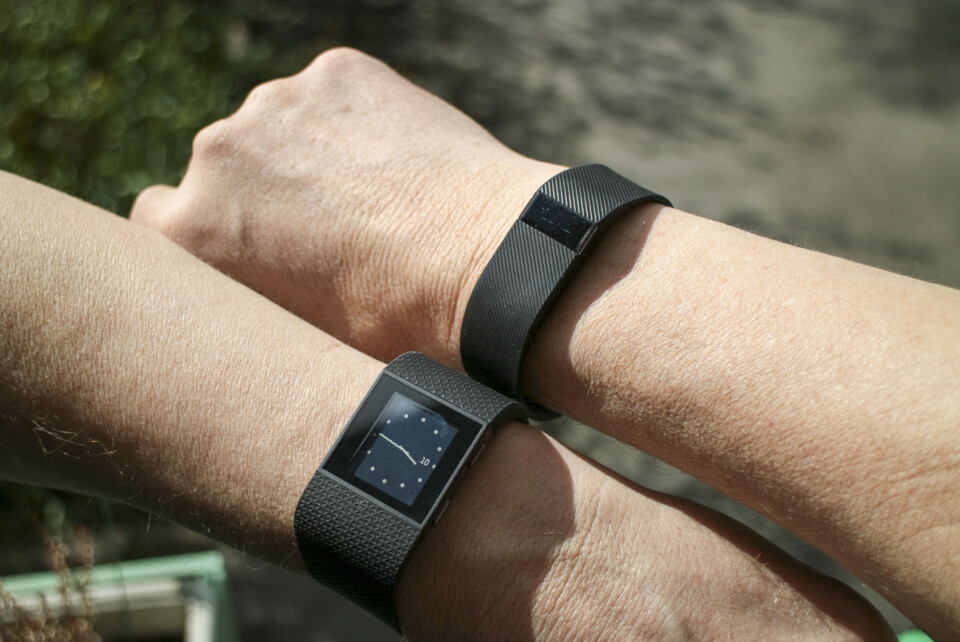 LEDER: Smarte armbånd, særlig for treningsbruk, leder an i markedet for kroppsnær teknologi. Innen 2020 kommer imidlertid smartklokkene til å forbigå denne produktkategorien. LEDER: Smarte armbånd, særlig for treningsbruk, leder an i markedet for kroppsnær teknologi. Innen 2020 kommer imidlertid smartklokkene til å forbigå denne produktkategorien.