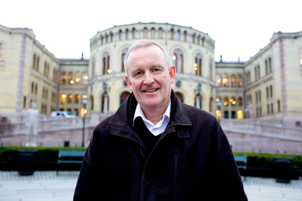 UT I VERDEN: Ole Vinje, konsernsjef i Komplett sier oppkjøpet vil bidra til større volum og ny kompetanse for konsernet. UT I VERDEN: Ole Vinje, konsernsjef i Komplett sier oppkjøpet vil bidra til større volum og ny kompetanse for konsernet.