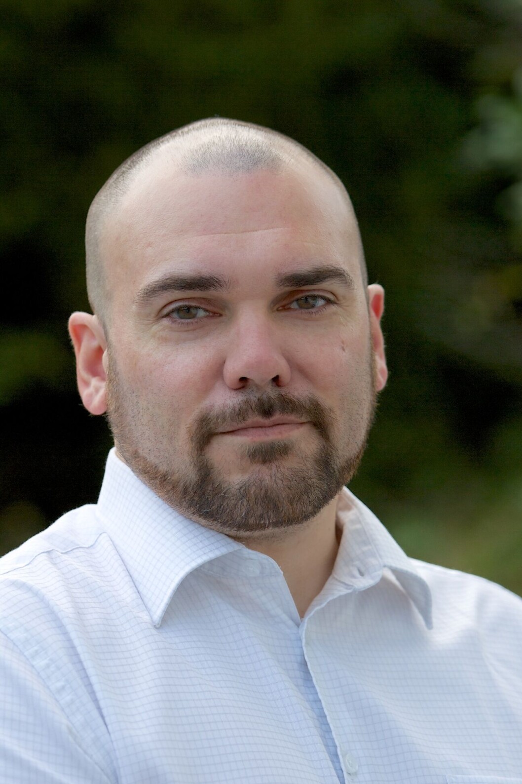 MAC-SALGET: Kommunikasjonssjef Hallvard Opheim hos Eplehuset gleder seg over økt Mac-salg i norske bedrifter. (Foto: Eplehuset) MAC-SALGET: Kommunikasjonssjef Hallvard Opheim hos Eplehuset gleder seg over økt Mac-salg i norske bedrifter. (Foto: Eplehuset)