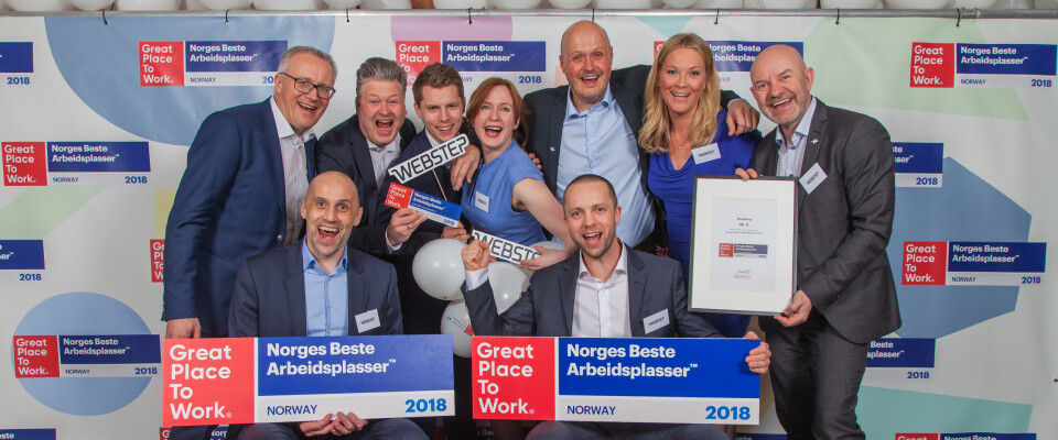 SØLV: Glade ansatte hos Webstep da de mottok sølvplassen i årets kåring av Norges beste arbeidsplasser i klassen for selskaper mellom 200 og 500 ansatte. (Foto: Webstep) SØLV: Glade ansatte hos Webstep da de mottok sølvplassen i årets kåring av Norges beste arbeidsplasser i klassen for selskaper mellom 200 og 500 ansatte. (Foto: Webstep)