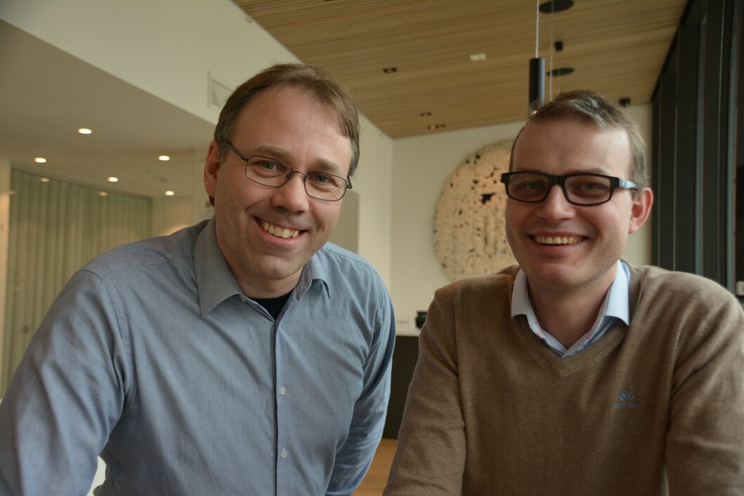 SAMARBEID: Jarl Totland i Ambita (th) og Anders Abrahamsen i Webstep etablerer AWS User Group Bergen. (Pressefoto: Webstep)