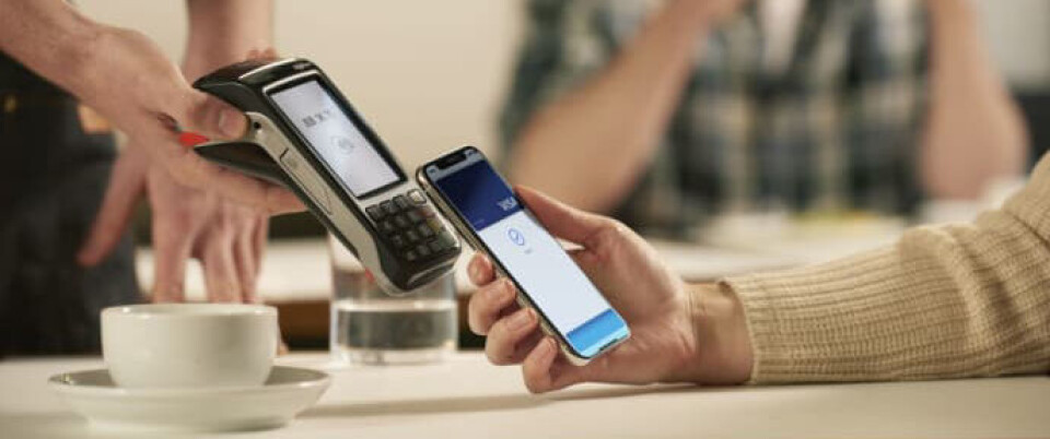 APPLE PAY: Etter lang ventetid er Apple Pay nå på plass i Norge. (Pressefoto: Visa) APPLE PAY: Etter lang ventetid er Apple Pay nå på plass i Norge. (Pressefoto: Visa)