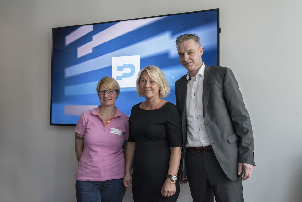 INNOVASJON: Prosjektleder Linda Marie Skalde i NAV Skedsmo (t.v.) representerer mottakerne av midlene, sammen med statsråd Monica Mæland og direktør i Difi Steffen Sutorius. (Foto: Difi pressefoto) INNOVASJON: Prosjektleder Linda Marie Skalde i NAV Skedsmo (t.v.) representerer mottakerne av midlene, sammen med statsråd Monica Mæland og direktør i Difi Steffen Sutorius. (Foto: Difi pressefoto)