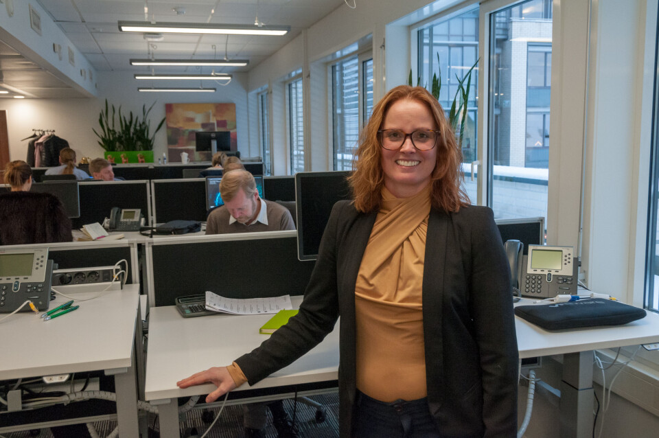 – Vi i Vmware mener at dette kommer gi norske kunder en fantastisk mulighet for å ta i bruk skyløsninger på en helt annen måte enn tidligere, sier norgessjef Angeliqua Ramming-Gaden hos Vmware, her i Vmware-lokalene på Lysaker i Oslo. (Foto: Toralv Østvang) – Vi i Vmware mener at dette kommer gi norske kunder en fantastisk mulighet for å ta i bruk skyløsninger på en helt annen måte enn tidligere, sier norgessjef Angeliqua Ramming-Gaden hos Vmware, her i Vmware-lokalene på Lysaker i Oslo. (Foto: Toralv Østvang)