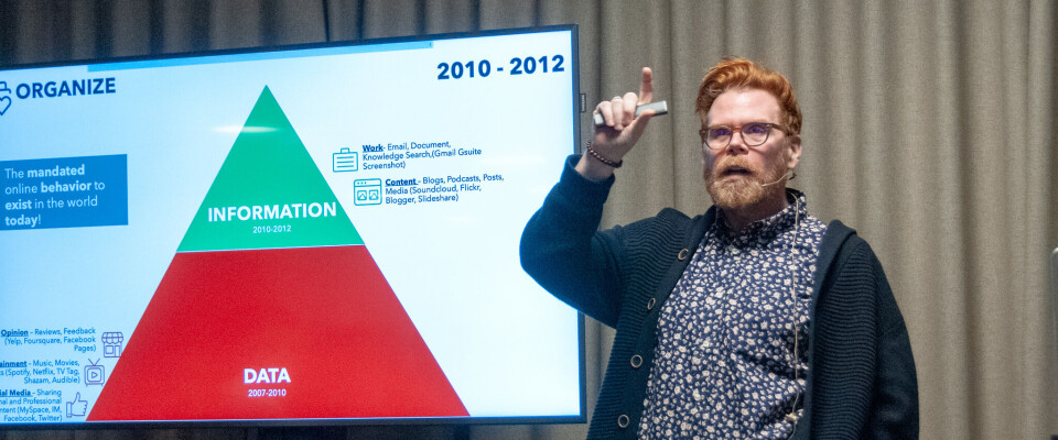 HALVHJERTET: GDPR-reglene om håndtering av data er implementert halvhjertet, mener Chris Dancy, som på Oslo-besøk presenterer de store datamengdene han har samlet om seg selv. (Foto: Toralv Østvang)