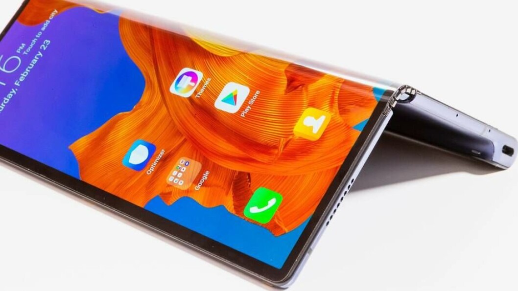 KOSTBART: Hvis Huawei Mate X kommer til norge kommer den til å koste i overkant av 22.500 kroner. (Foto: Huawei) KOSTBART: Hvis Huawei Mate X kommer til norge kommer den til å koste i overkant av 22.500 kroner. (Foto: Huawei)