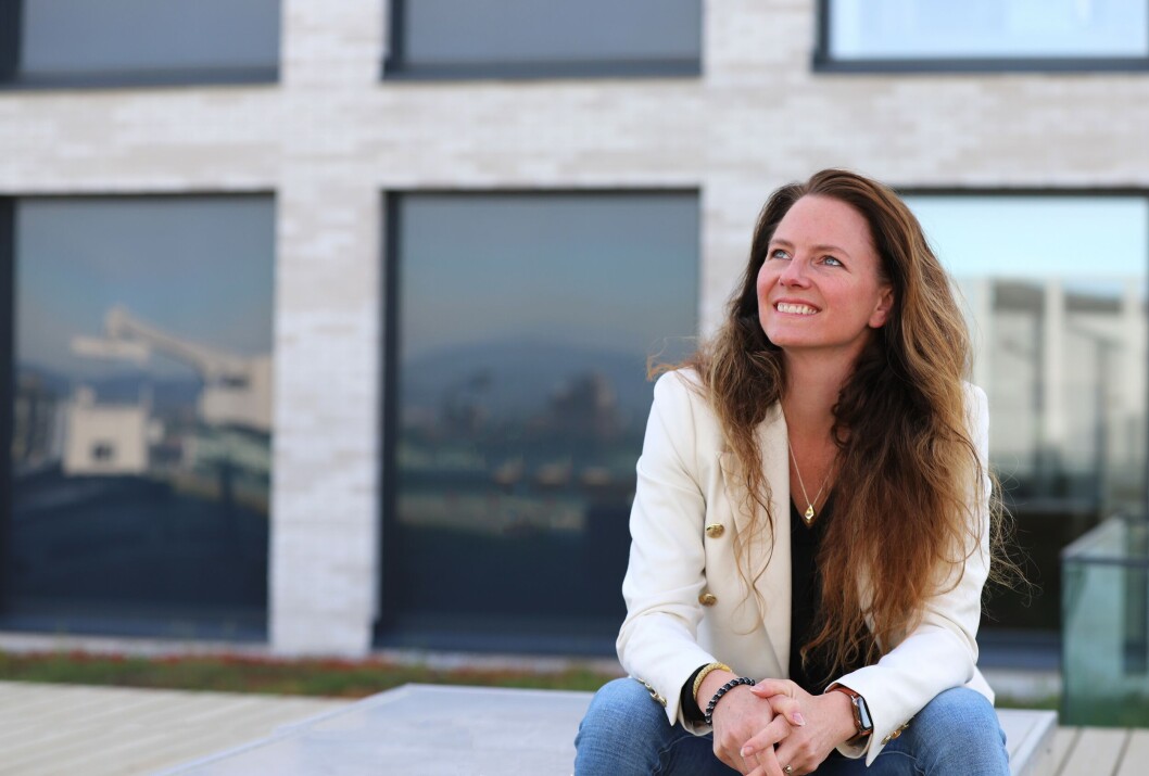 I SKYENE: Lånekassen og IT-direktør Heidi Brunborg er en av de første offentlige virksomhetene som flytter hele, og ikke bare deler av, kjerneløsningene ut i skyen.
Foto: Hege Aas/Lånekassen. I SKYENE: Lånekassen og IT-direktør Heidi Brunborg er en av de første offentlige virksomhetene som flytter hele, og ikke bare deler av, kjerneløsningene ut i skyen.
Foto: Hege Aas/Lånekassen.